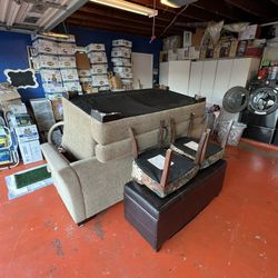 Sofa & Loveseat