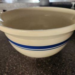 Vintage Roseville 8 qt Bowl LARGE 14W 7H