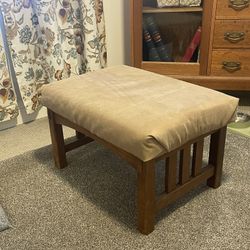 Free Craftsman Ottoman/footstool