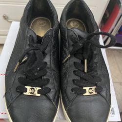 Michaels Kors Womens Shoes