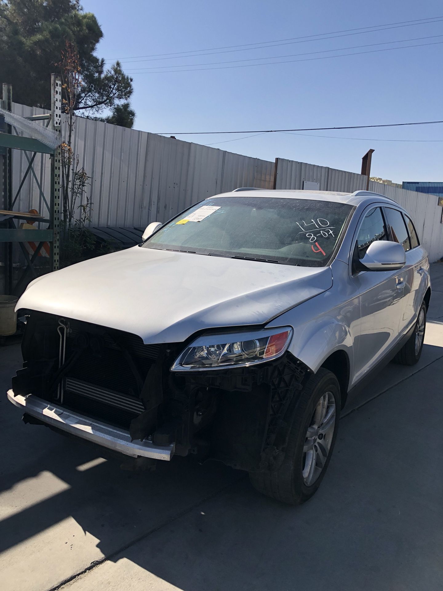 Parting Out! 2008 Audi Q7 for parts!