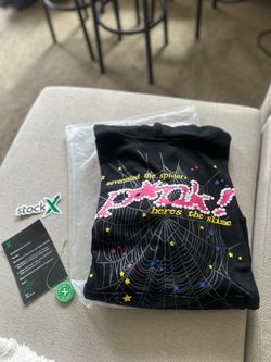 Black spider hoodie Medium