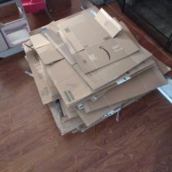Free Moving Boxes 