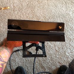 Xbox One Kinect With Tv Mount