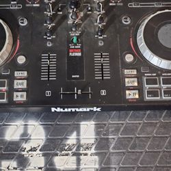 Numark Mixtrack Platinum Serato Control, DJ Mixer, Built-in Audio Interface, FX Paddles, 4 Decks + Jog Wheel Displays