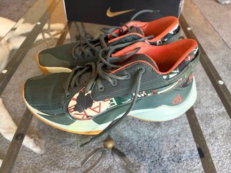 Men’s Basketball shoes
