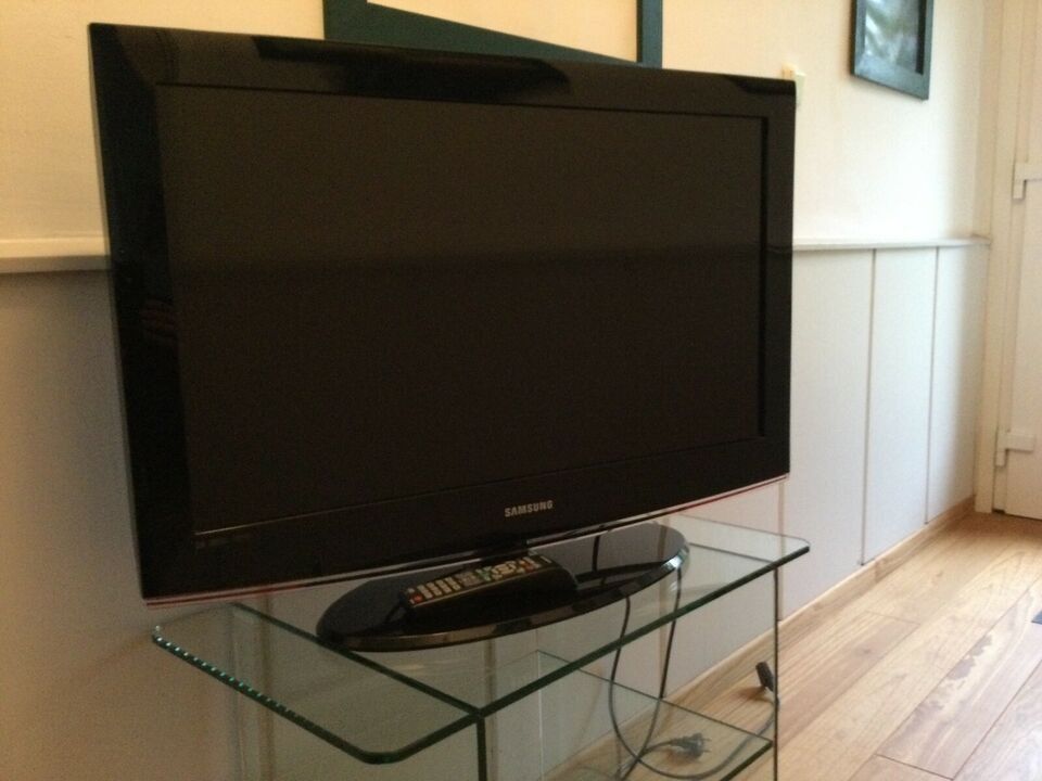 New 4K Samsung QLED TV - Pickup today - Installments option
