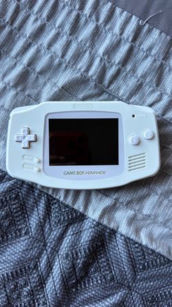 Game Boy Advance White Modded