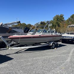 Classic Ski/Wakeboard Boat With Rack, Awesome Motor