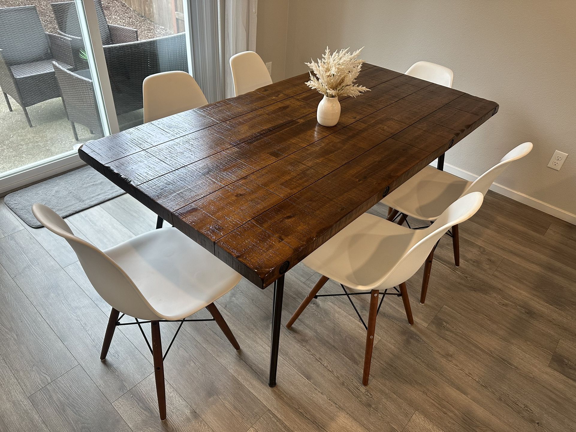 68” Large Table 6 Chairs