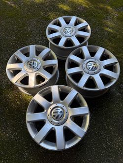 Set of 4 Volkswagen 16” Alloy Wheels / Rims