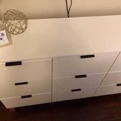 Alder Wood Bedroom Set 