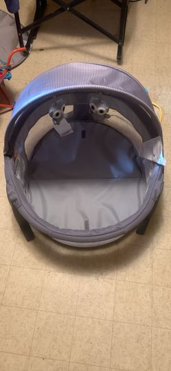 Bassinet and baby pen