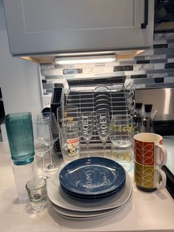 Dishware/Glasses/Drying Rack