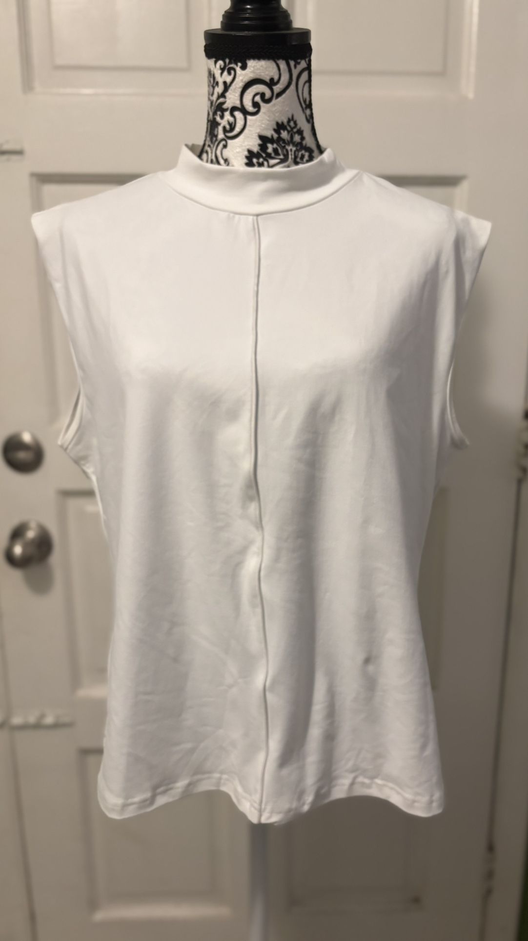 Woman’s XL White Dress Tank Top