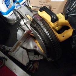 Dewalt 12'Miter Saw Cordless