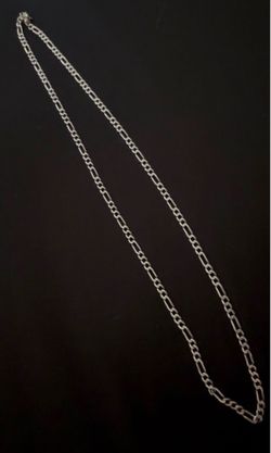 Sliver Figaro link chain