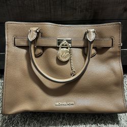 Michael Kors Hamilton Brand New Condition 