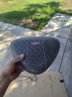 Edelbrock Air Cleaner. Low Profile 