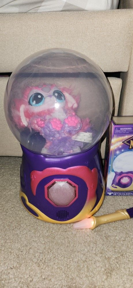 Magic Mixies Crystal Ball & Refill Pack