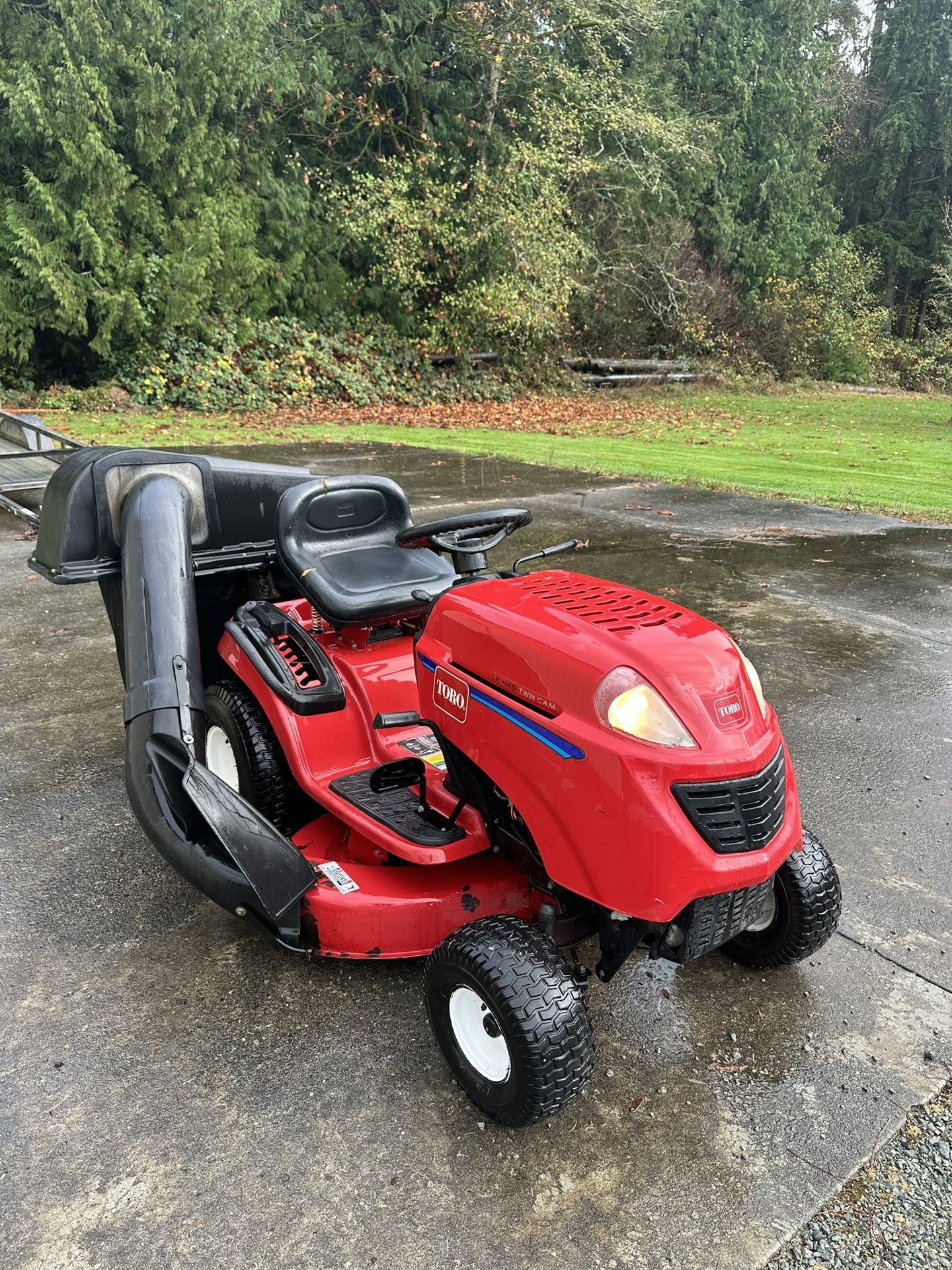 Toro Riding Lawn Mower