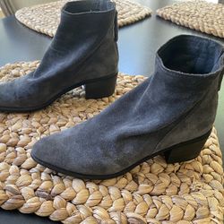 Dolce Vita Women’s Boots, Size 9