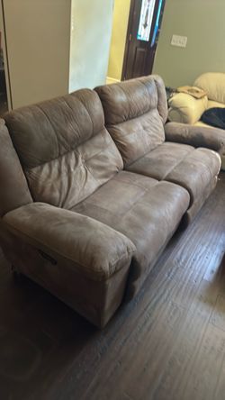 Recliner couch