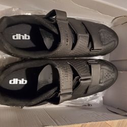 DHB Troika Clipless Size 43