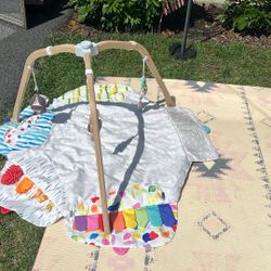 Lovery Playmat - gently used