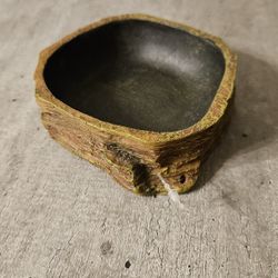 Thrive Brown Reptile Bowl