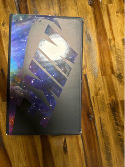 Size 14 galaxy foams