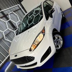 2016 Ford Fiesta 