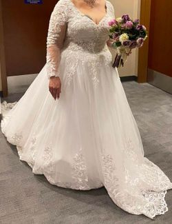 White Lace Ball Gown Wedding Dress