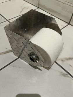 Diamond Plate Toilet Paper Holder
