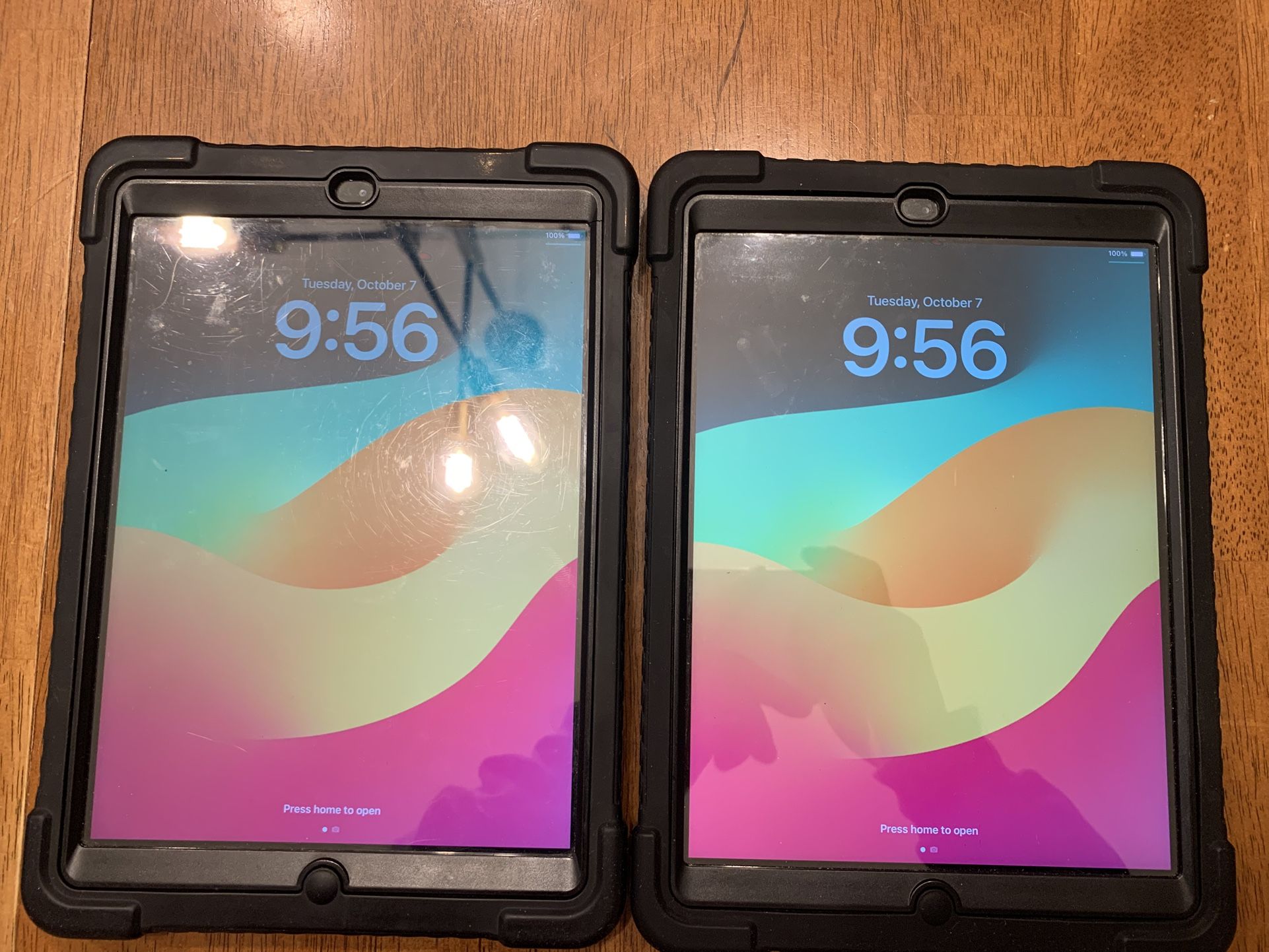 Apple iPad 6th Generation 32GB Unlocked Like New With Great Case!