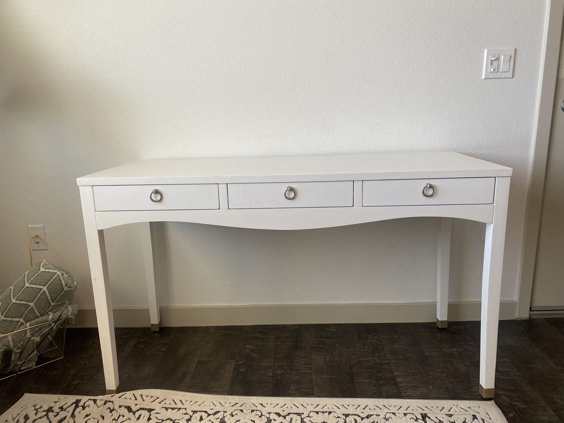 White Vanity / Console Table with 3 Drawers – Stylish & Functional