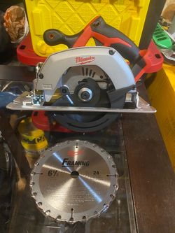 M18 6-1/2” Circular Saw Nuevo