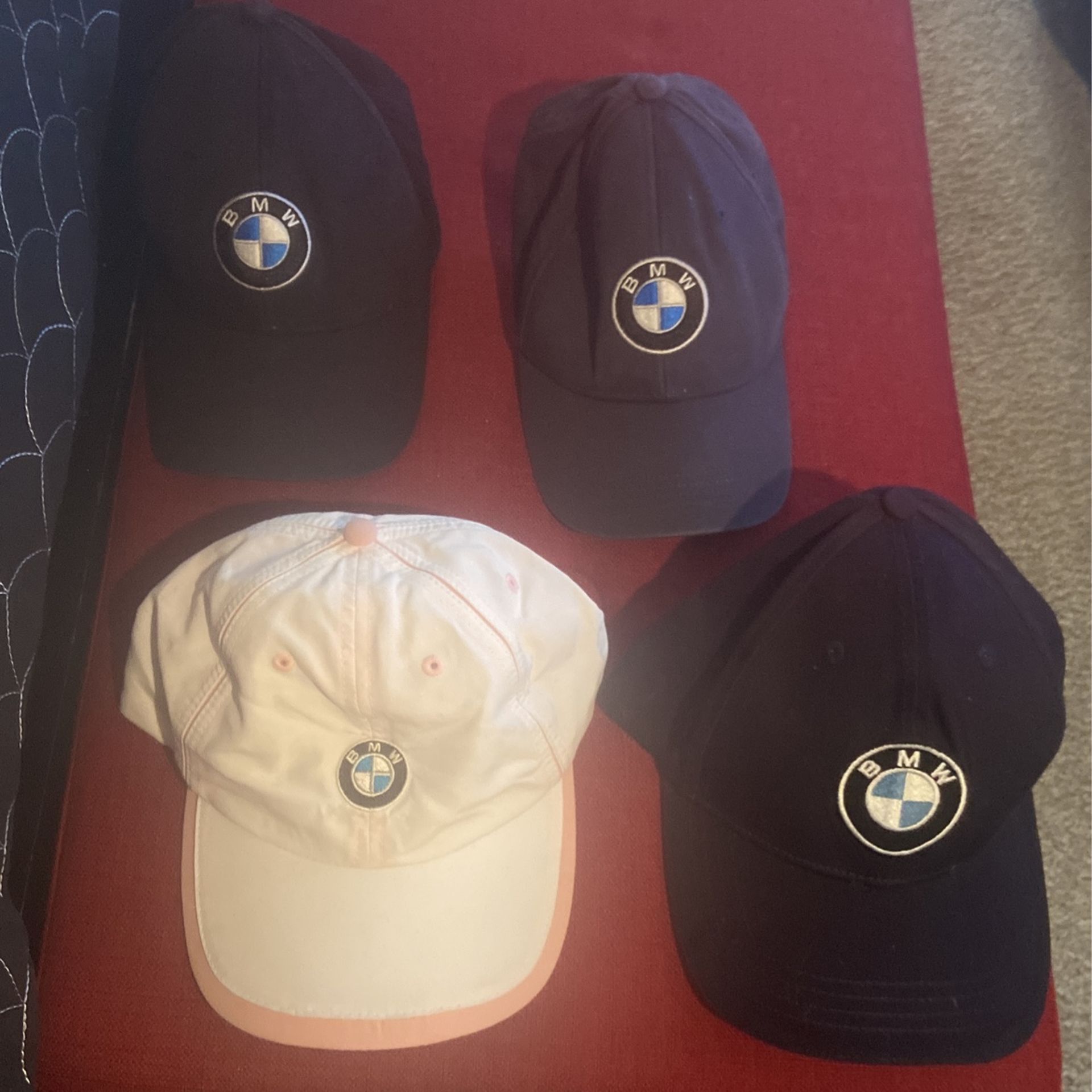 BMW. Hats 