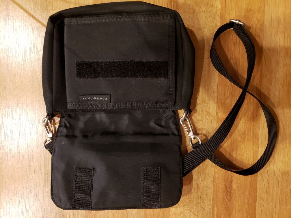 Travelon antitheft mini shoulder bag black