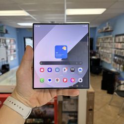 Samsung Galaxy Z Fold 6 - 256 GB - Silver (Unlocked) New - Finance Available
