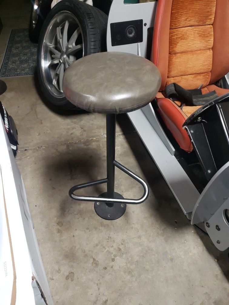 Bolt Down Bar Stools (17) Price Is Each