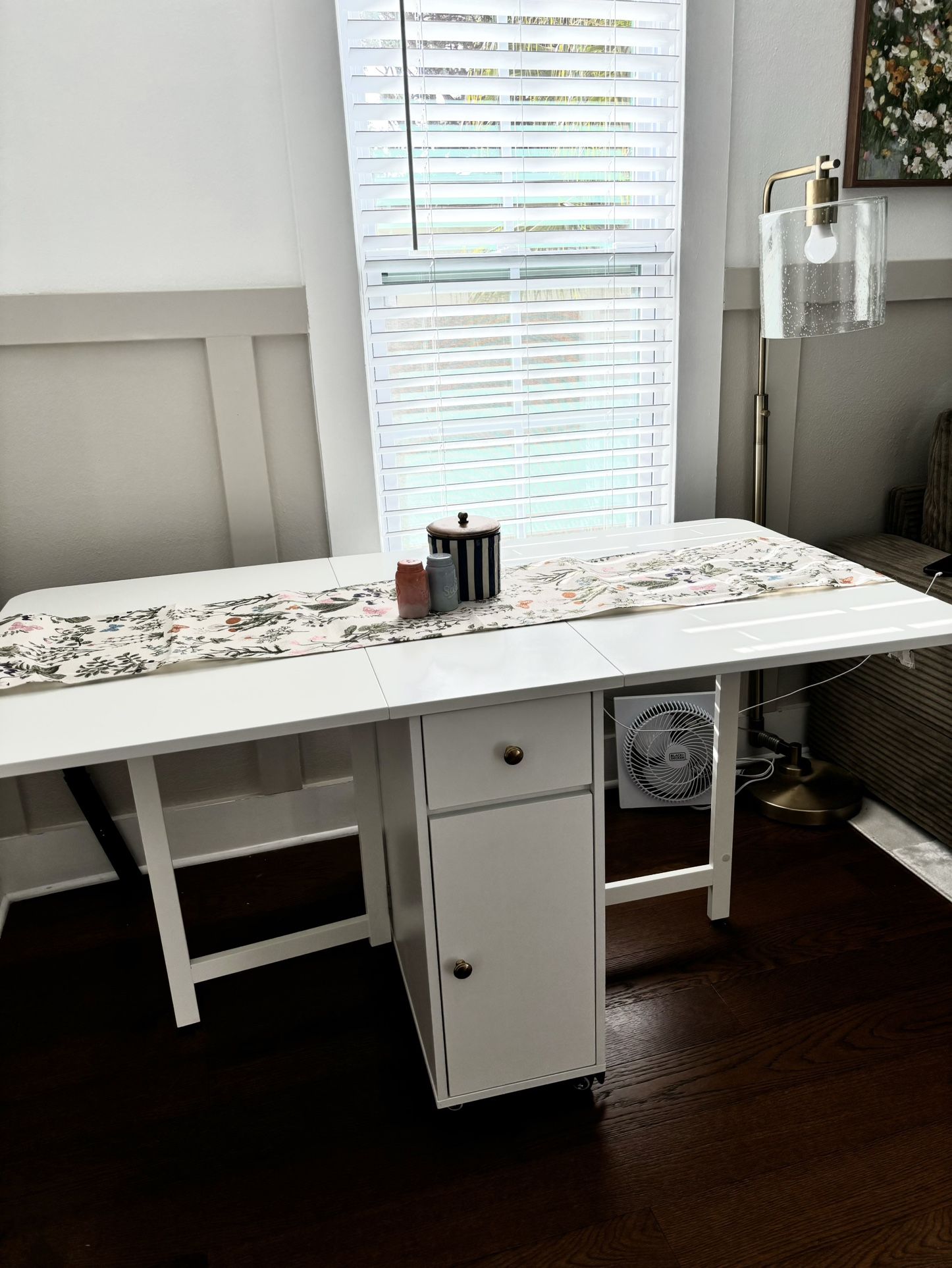 Foldable Dining Table