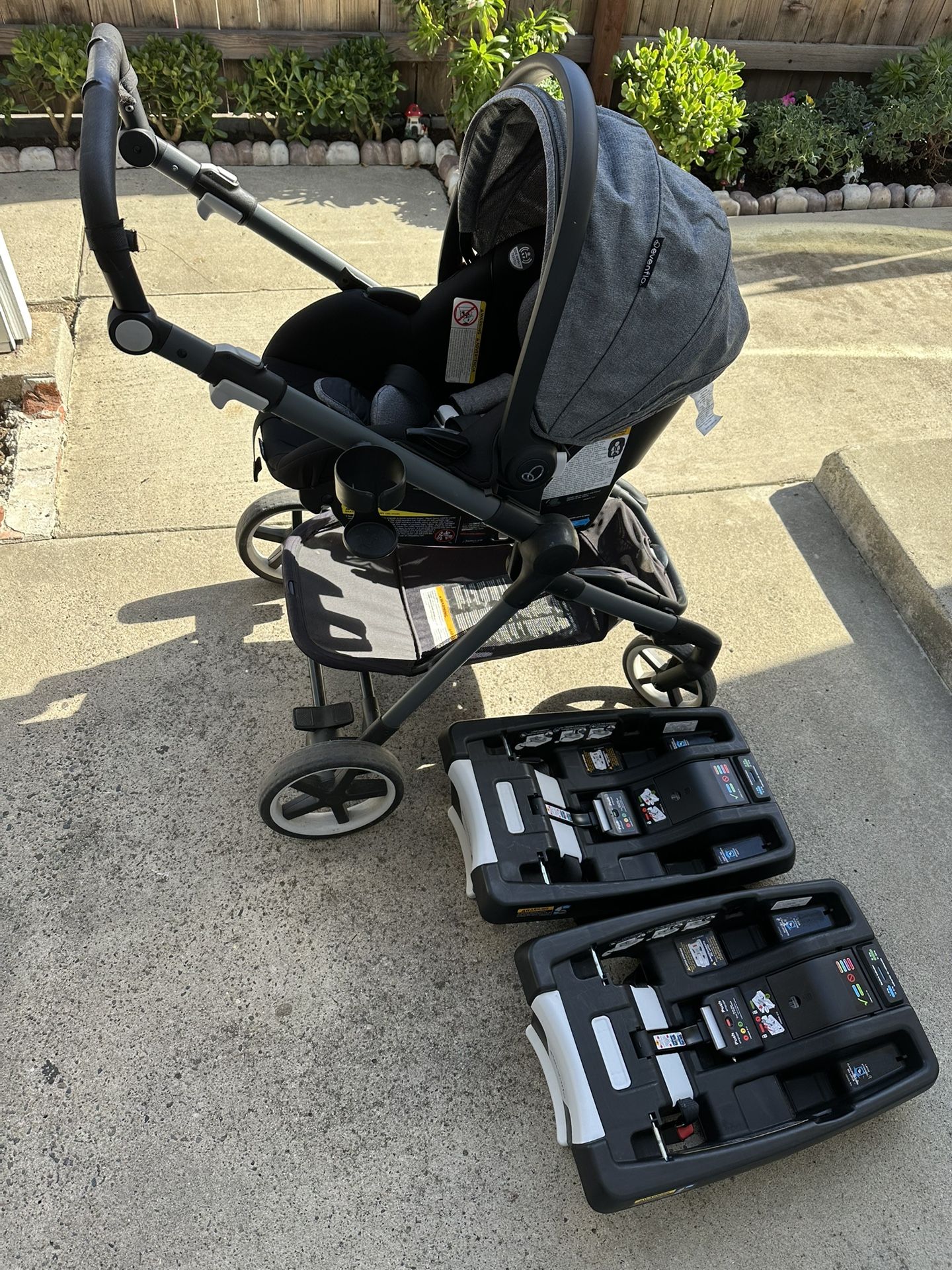 EVENFLO SECUREMAX INFANT STROLLER, CAR SEAT WITH SENSORSAFE & BASE