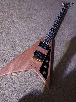 Jackson Guitar 140$