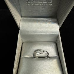 White Gold Wedding Band W/Diamonds