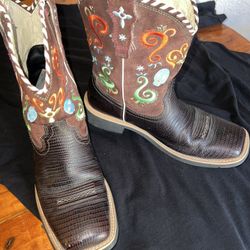 Women’s Boots 9.5B 