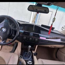 2005 BMW 545i