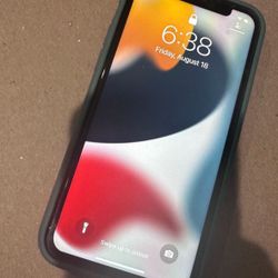 iPhone 11 Pro - 64 GB - UNLOCKED - Gold Color