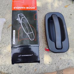 A Premium Exterior Door Handle For Chevy And Gmc