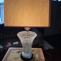 VERY Unique Looking Vintage  LALIGUE FROSTE Female GLASS  LAMP 